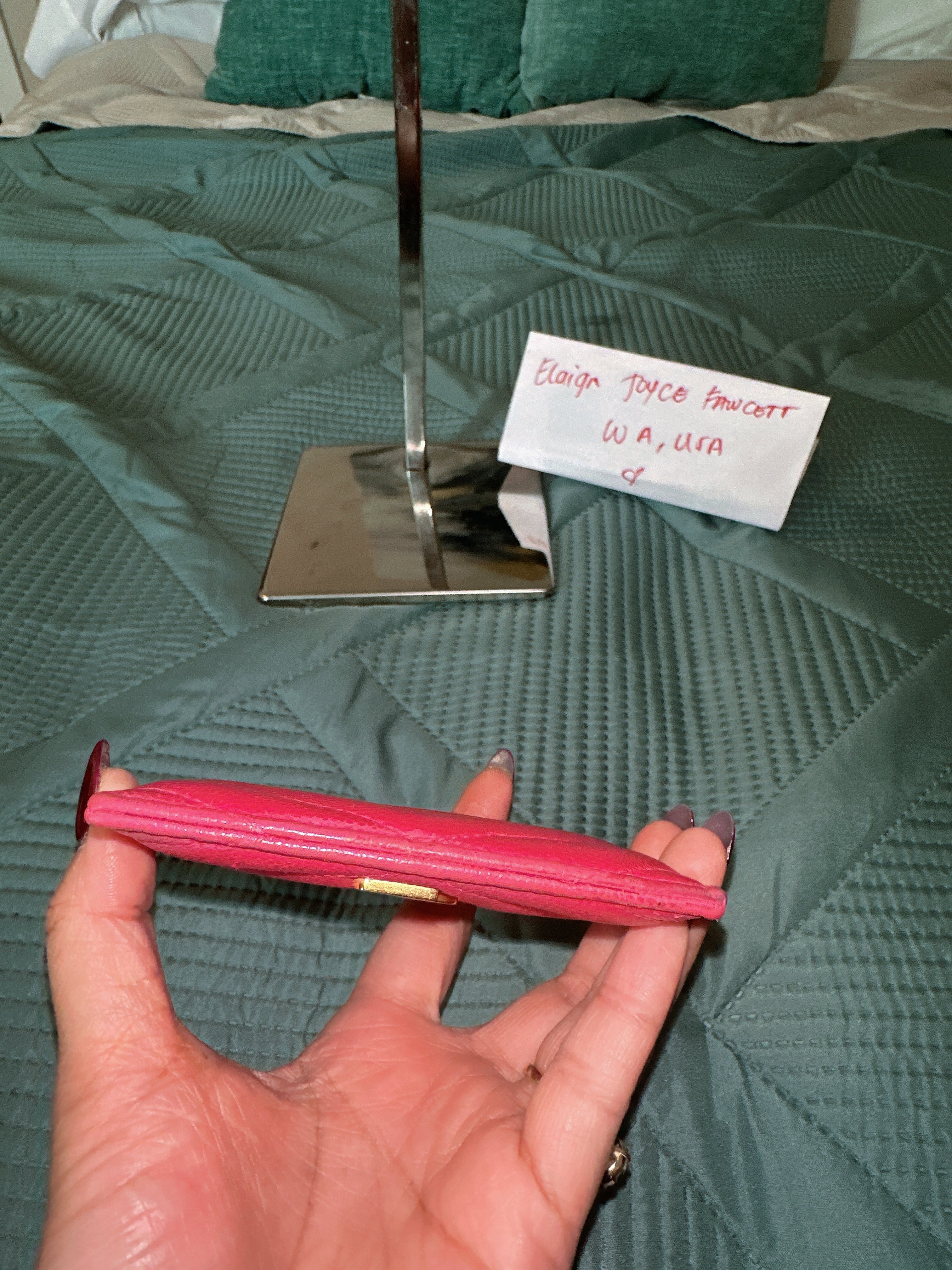 Card holder image 4