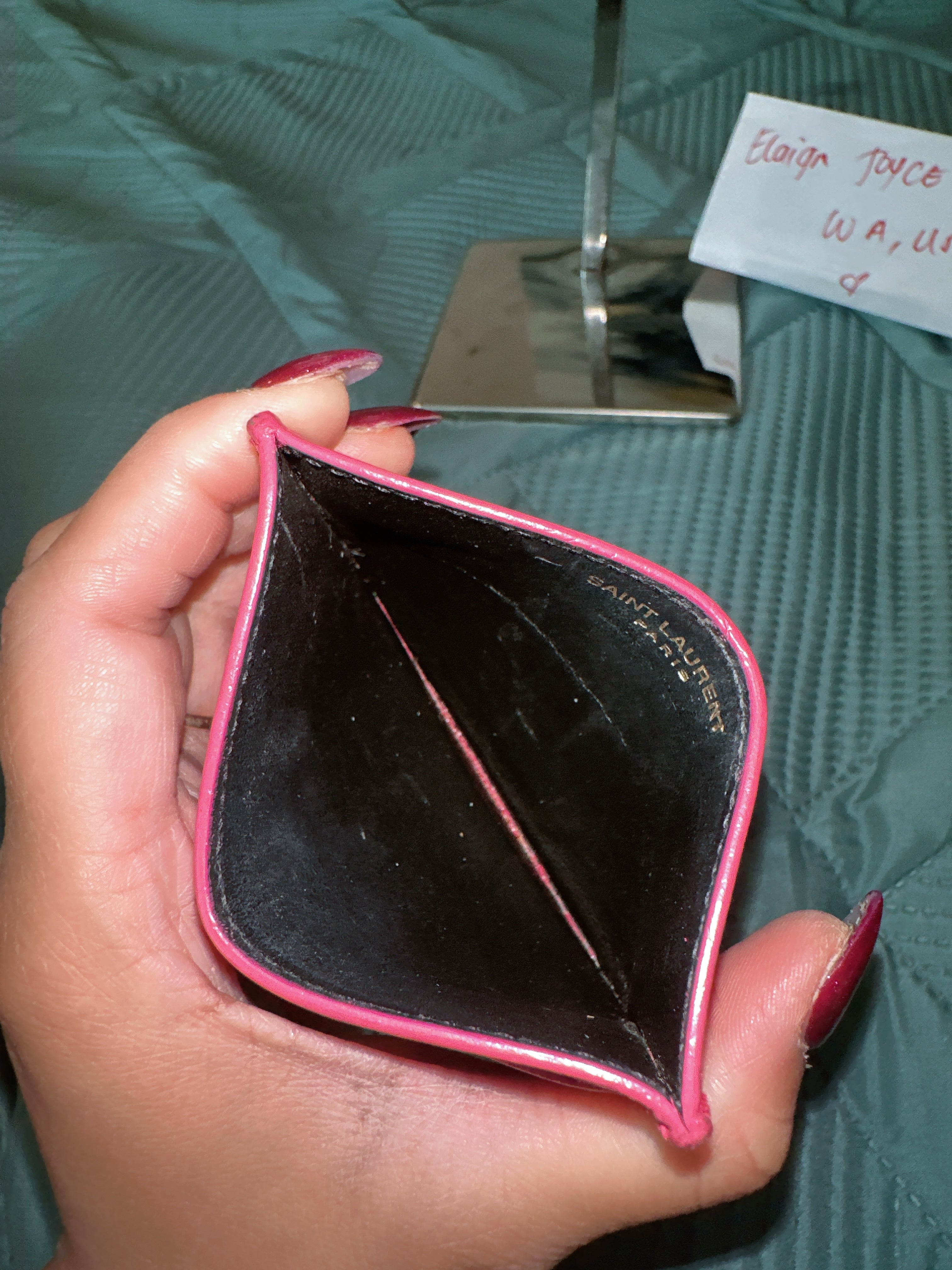 Card holder image 5