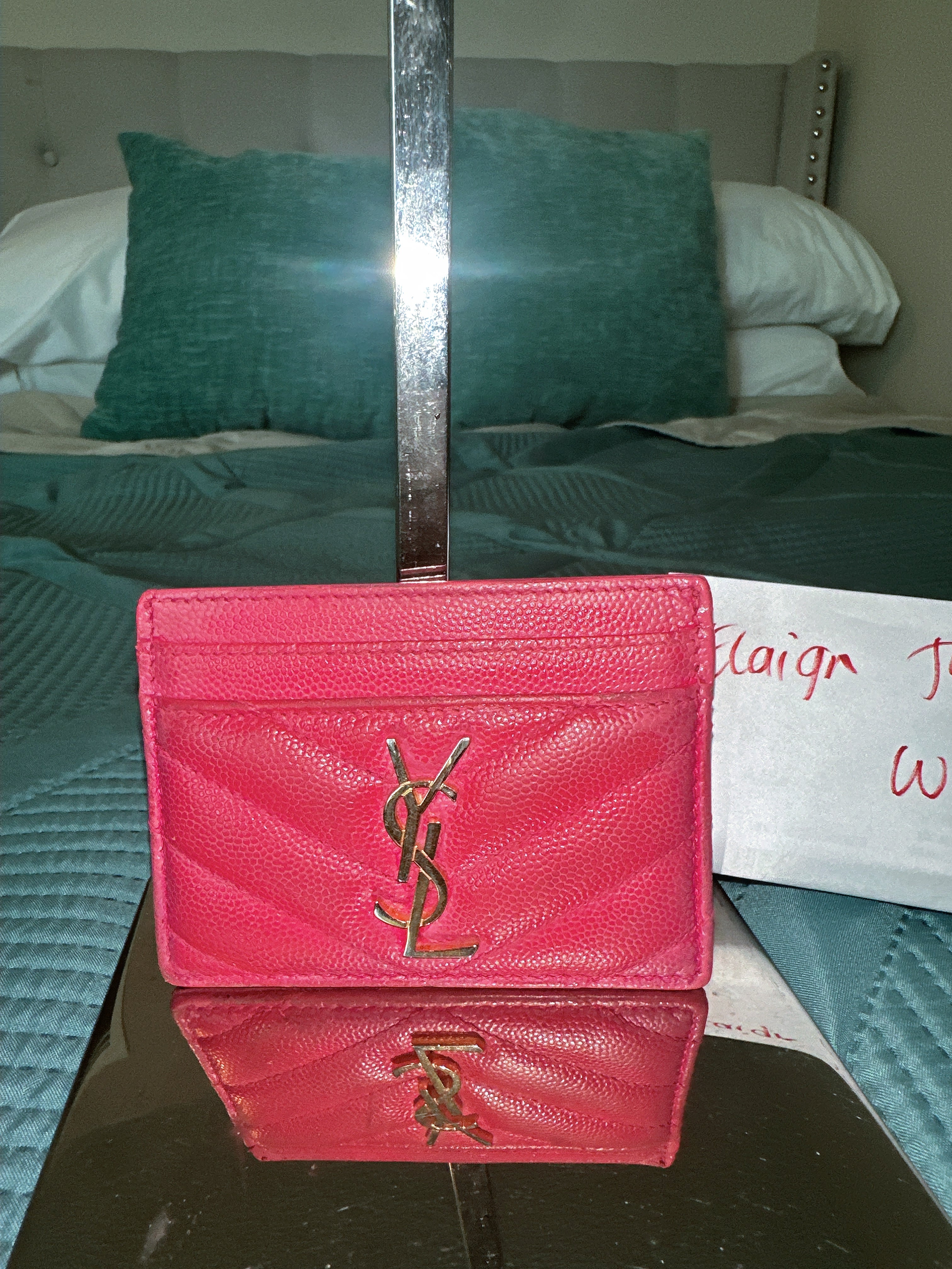 Card holder image 0