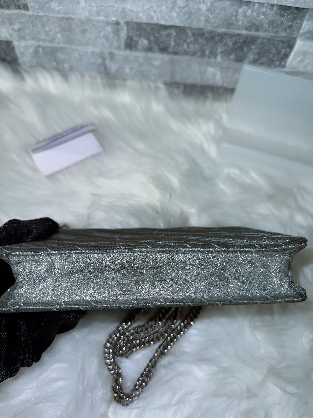 Glitter Logo Matelasse BB Wallet On image 7
