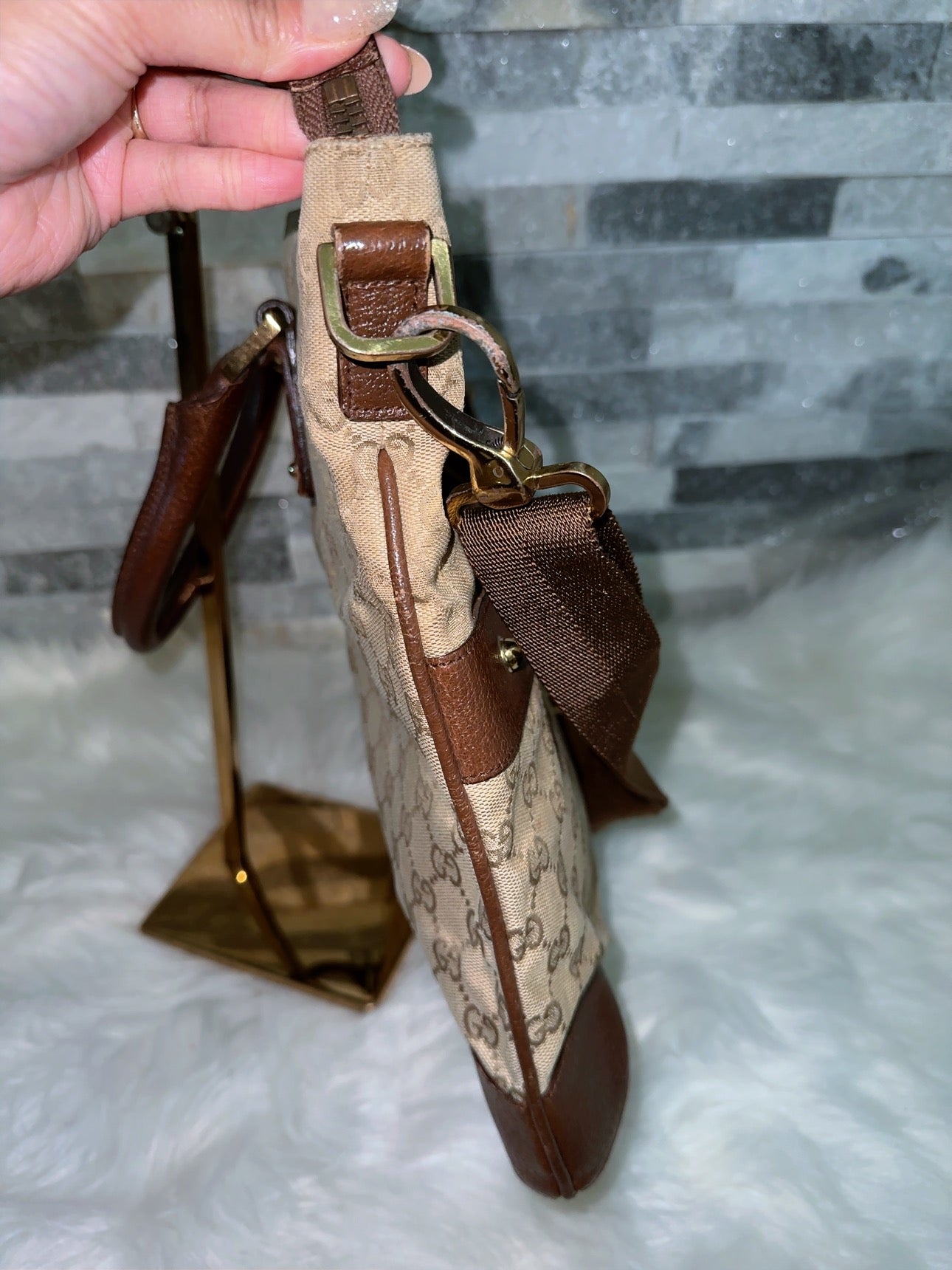 Monogram 2 way image 6