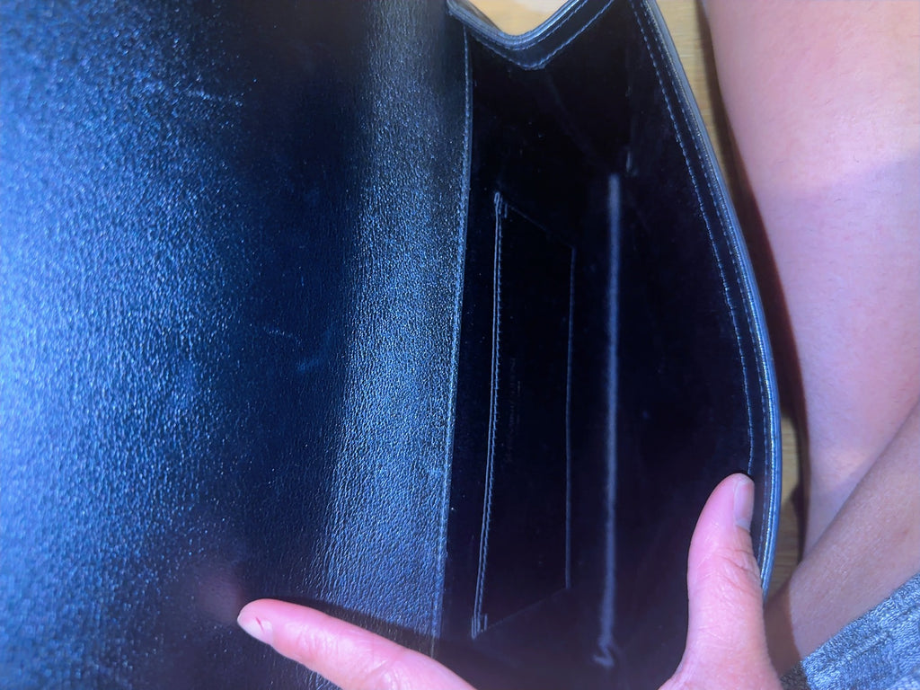 Belle De jours clutch