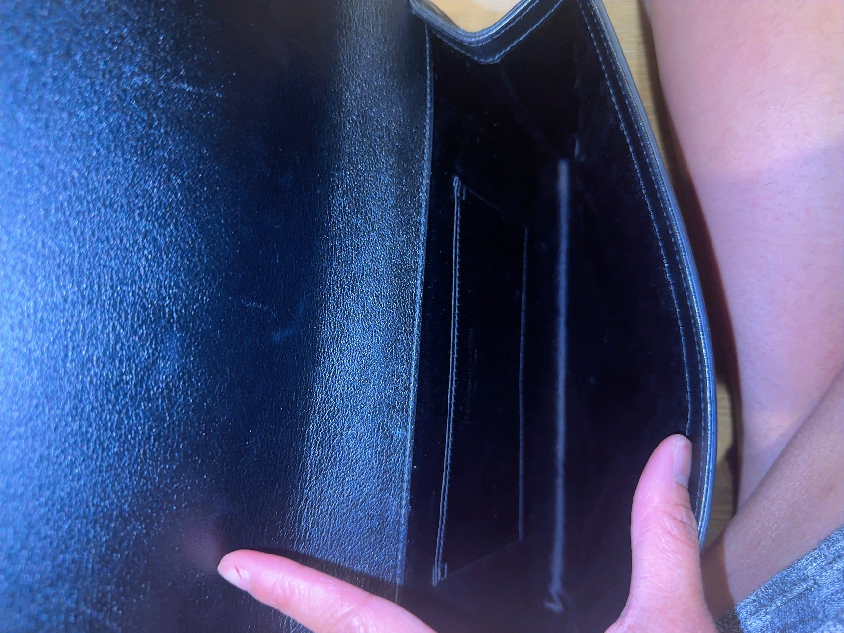 Belle De jours clutch