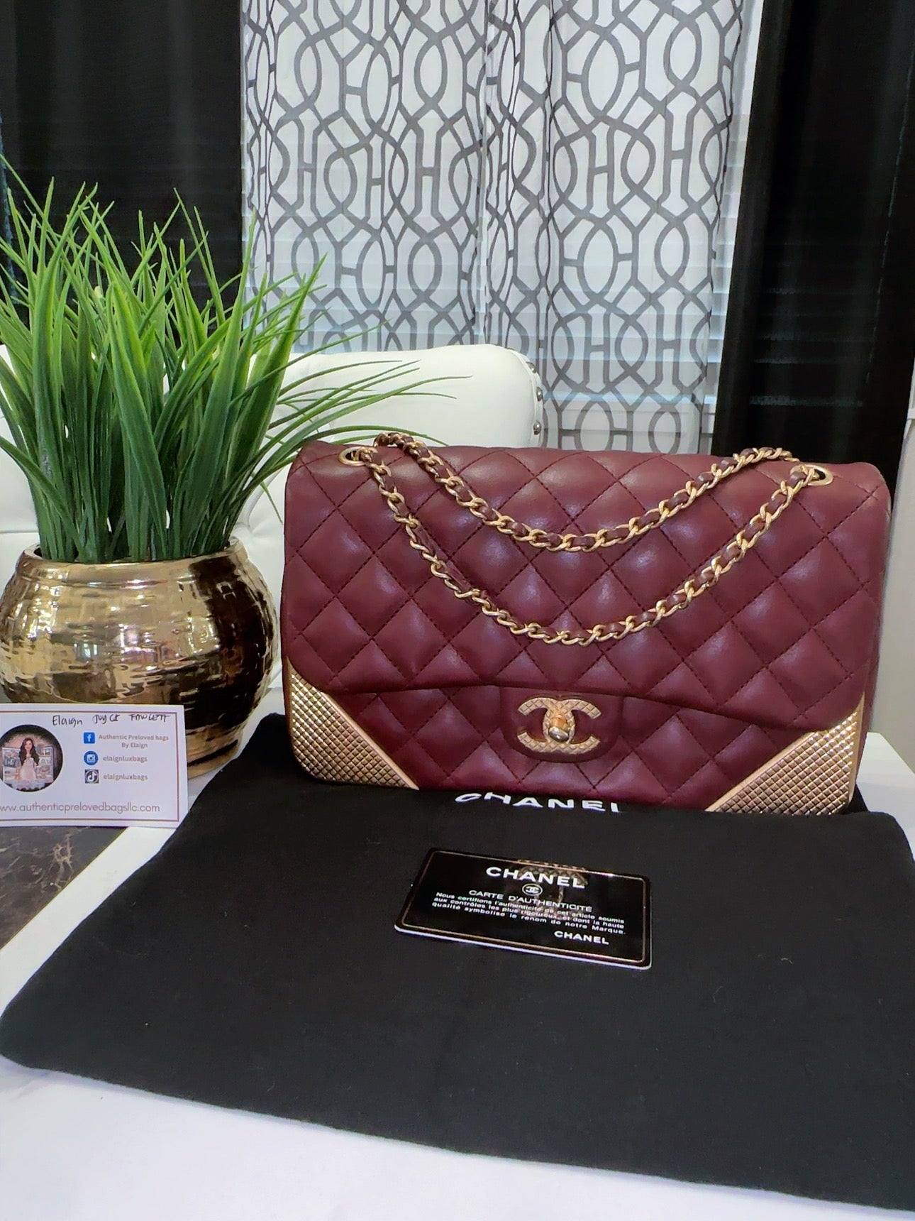 Rock the corner flap bag