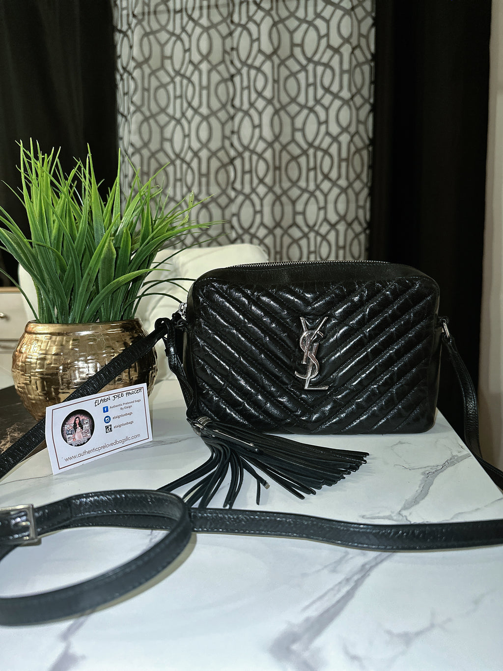 Lou Distress Skin camera bag image 0