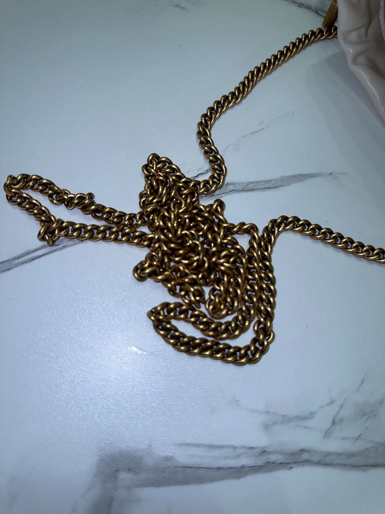 Marmont bucket bag image 10