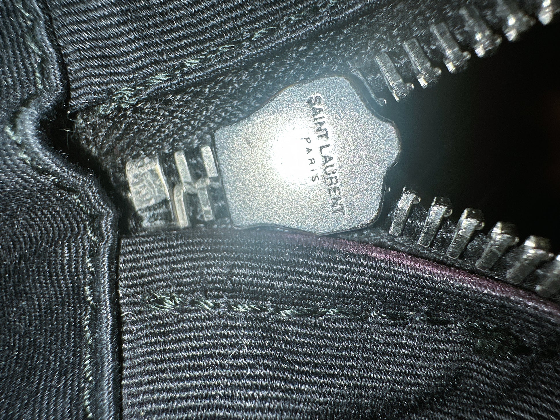 Lou Distress Skin camera bag image 14