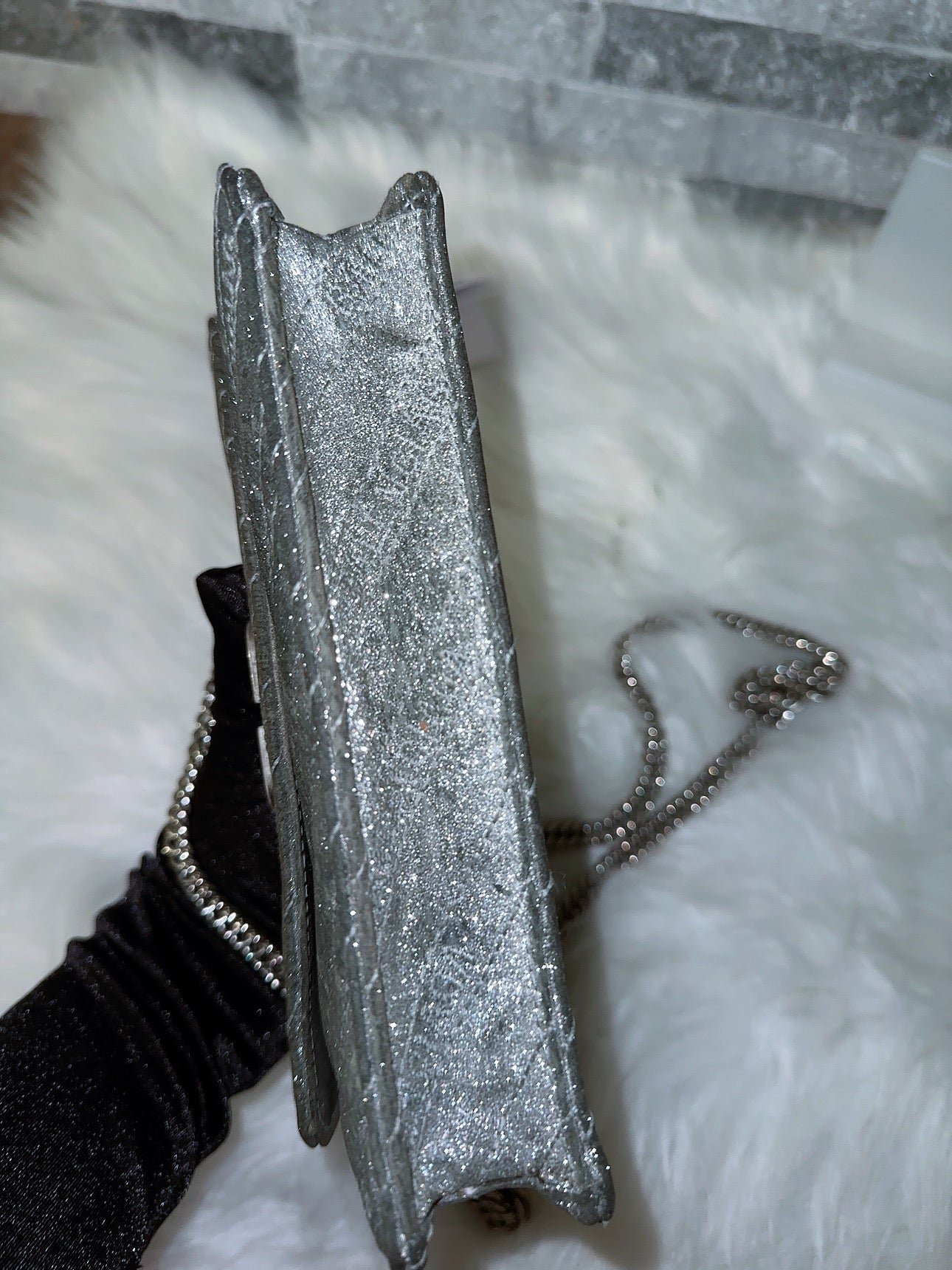 Glitter Logo Matelasse BB Wallet On image 5