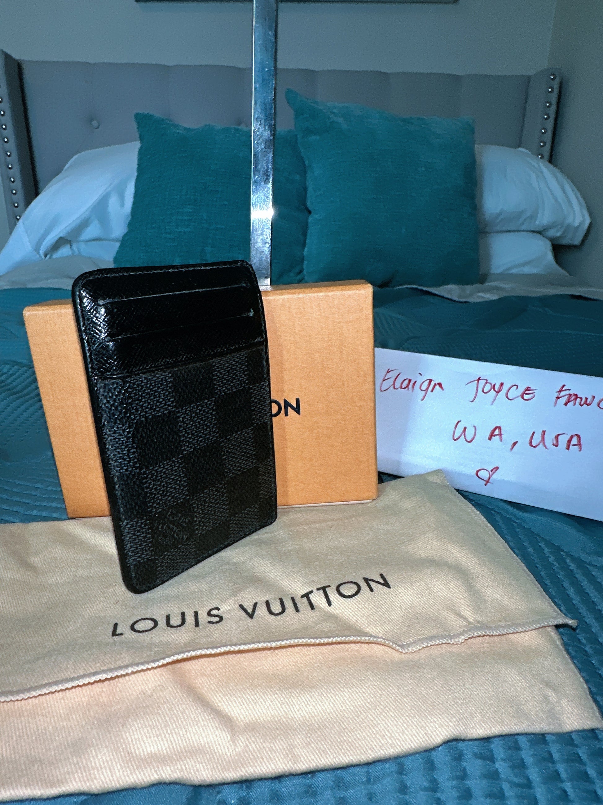 Pocket organizer image 0