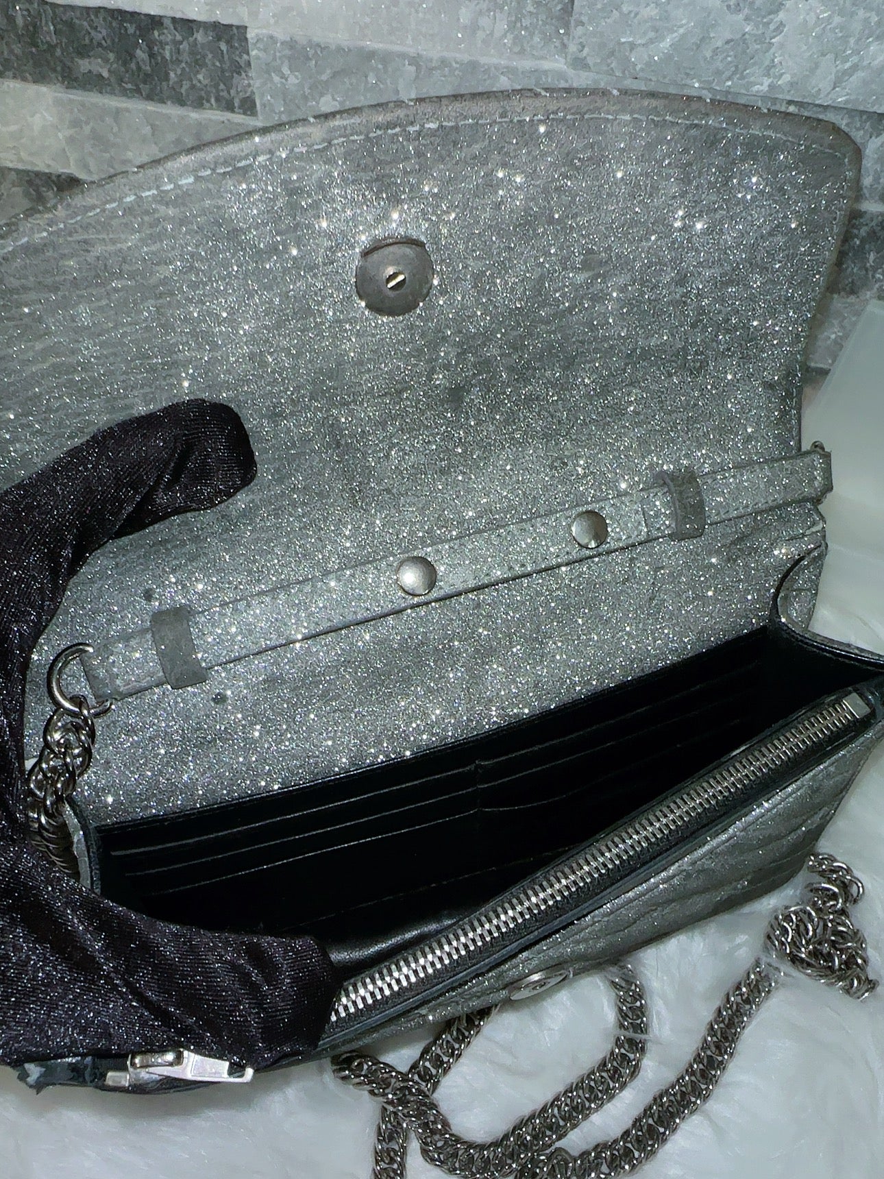 Glitter Logo Matelasse BB Wallet On image 11