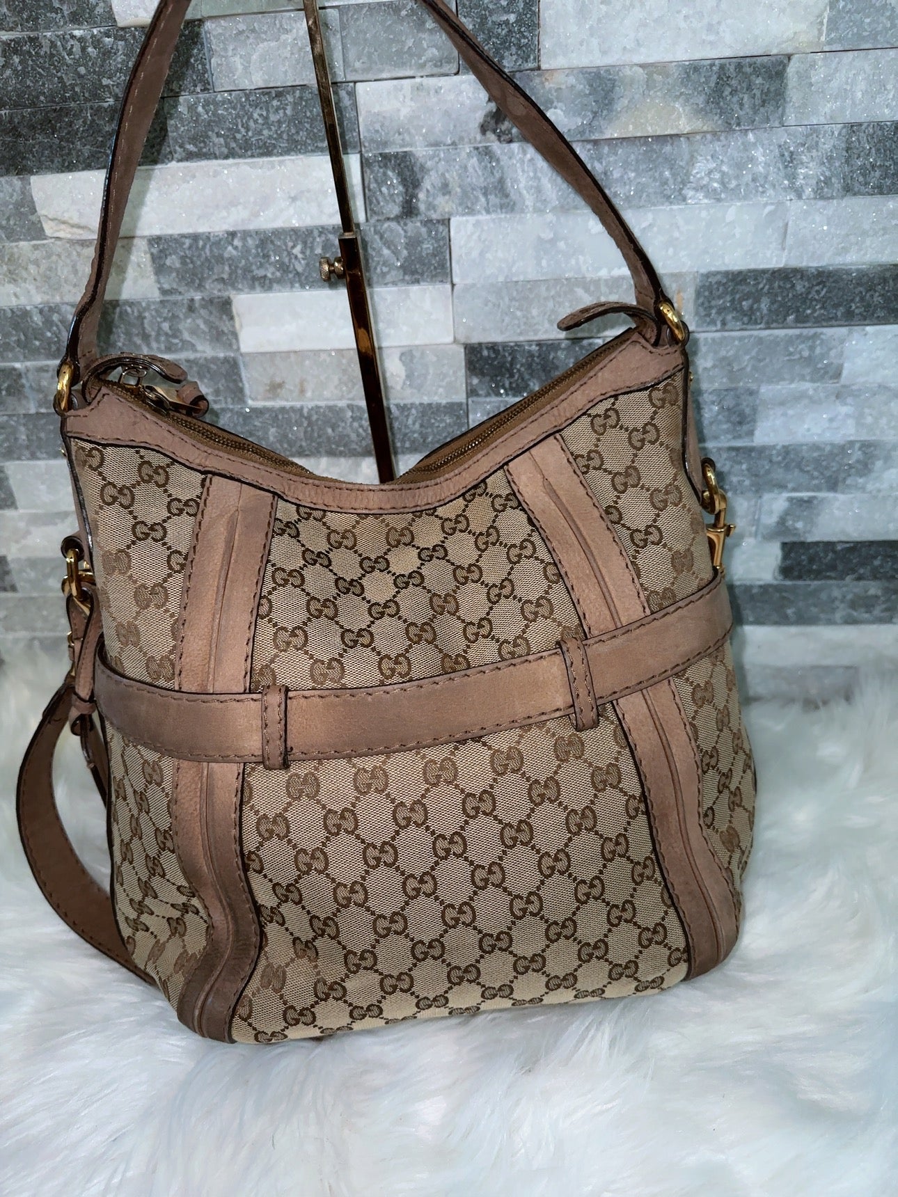 GG Running Hobo  image 6