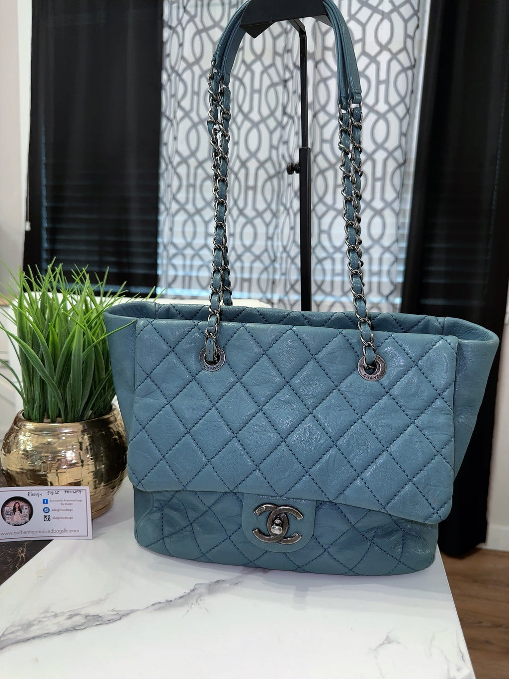 Front Flap tote