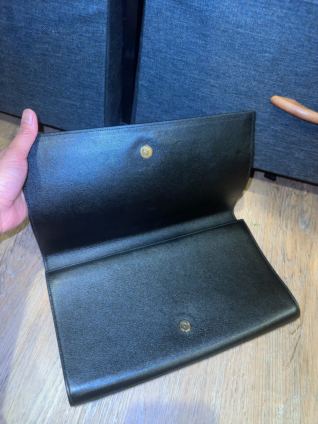 Belle De jours clutch