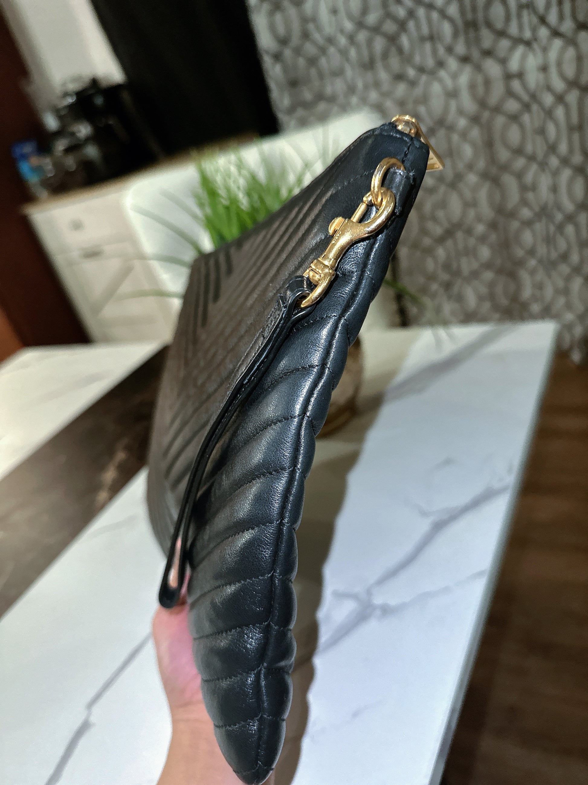 Cassandre Clutch image 10