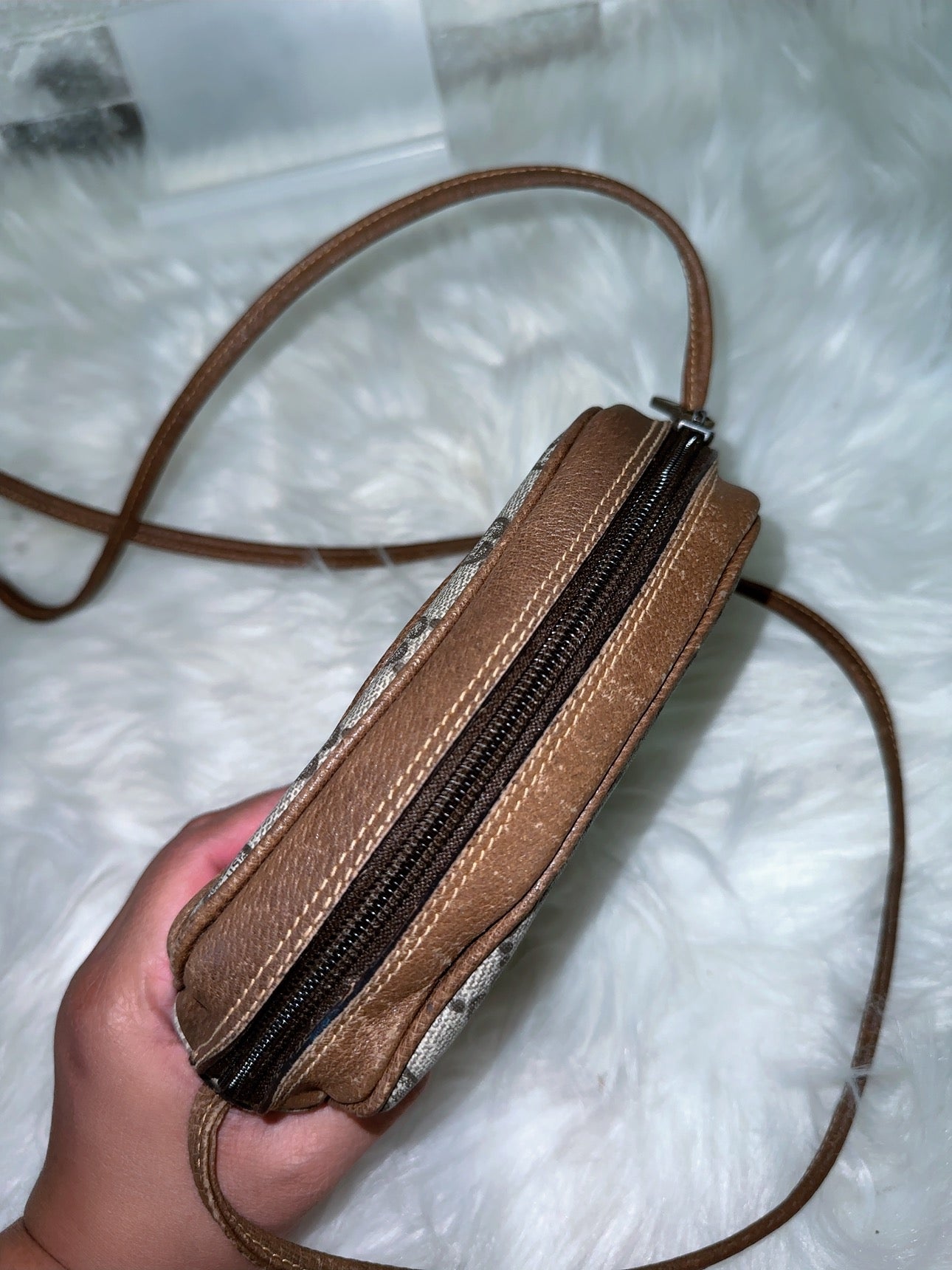 Gucci plus vintage crossbody image 5