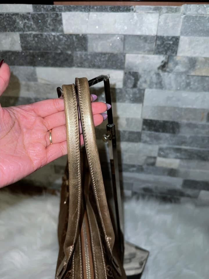 Princy Medium image 8