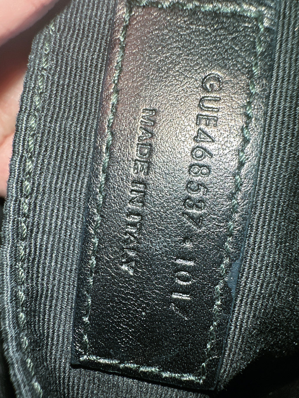 Lou Distress Skin camera bag image 2