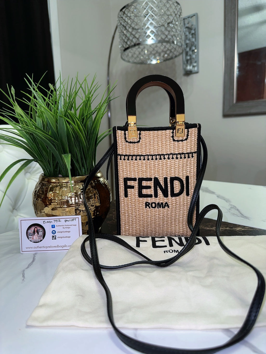 Sunshine Straw tote image 0