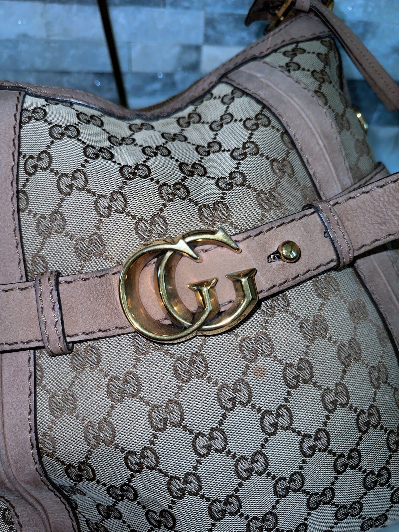 GG Running Hobo  image 8