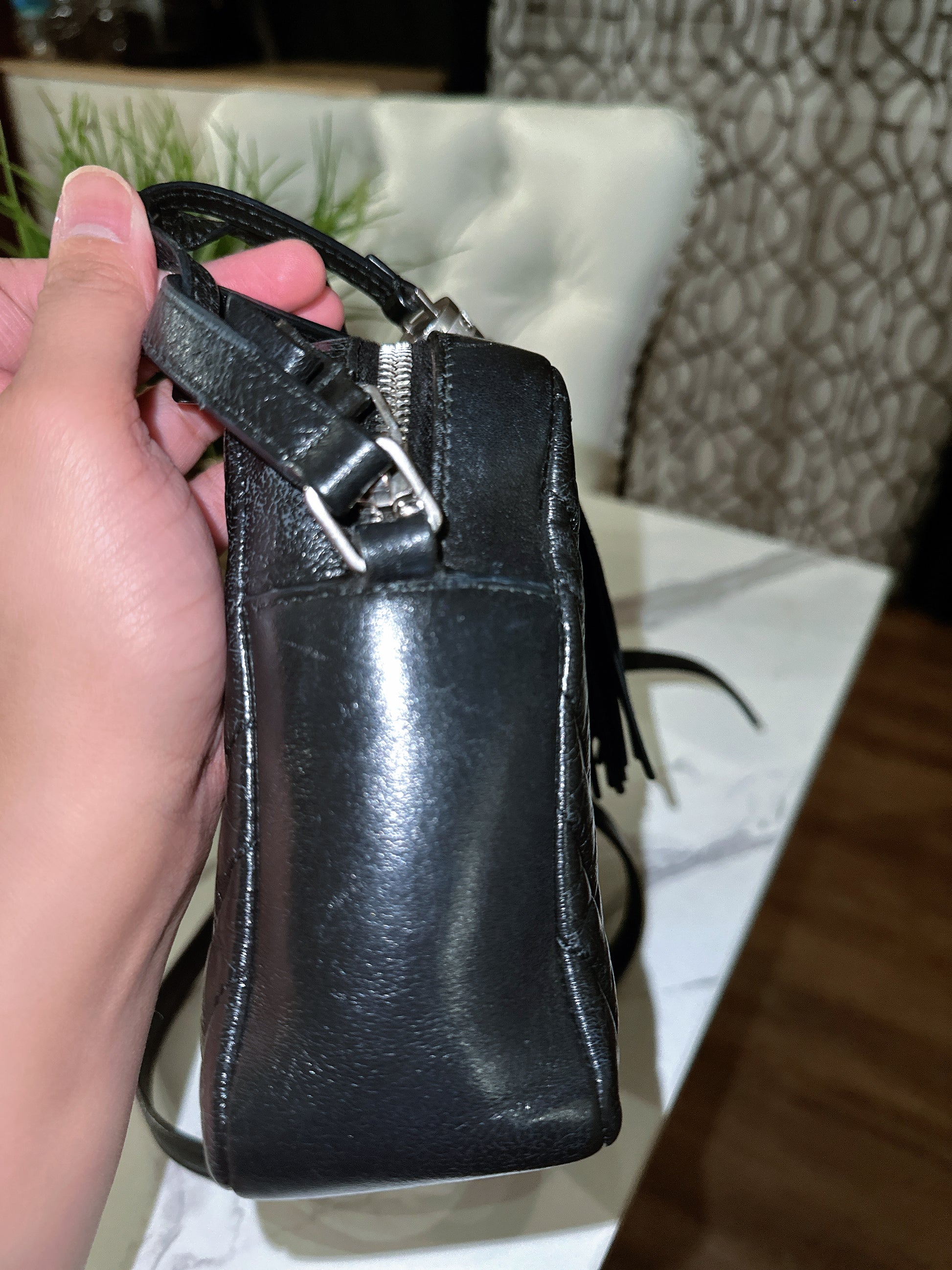 Lou Distress Skin camera bag image 7